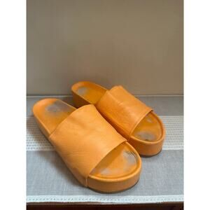 Beek Platform Leather Pelican Slides in Vibrant orange Size 9